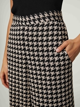 Bild von Hose mit Hahnentritt