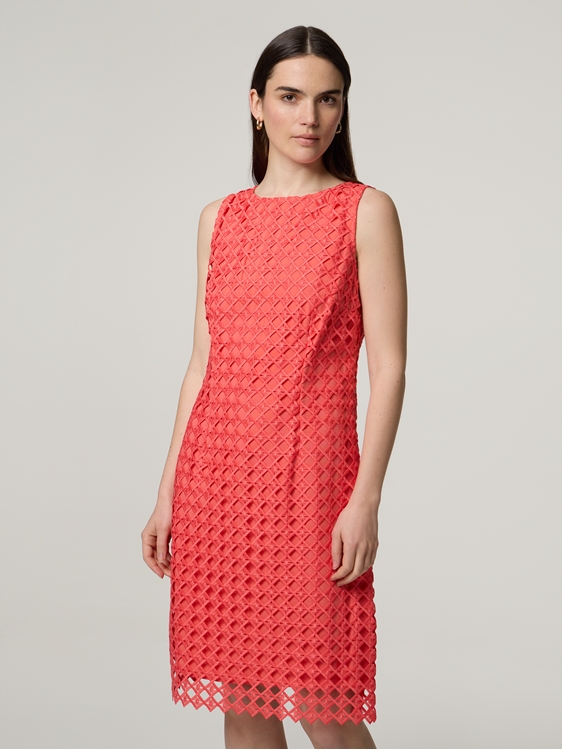 Image sur Mini-robe en dentelle