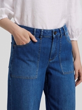 Bild von Jeans mit aufgesetzten Taschen