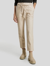 Bild von Kunstlederhose