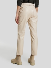 Bild von Kunstlederhose