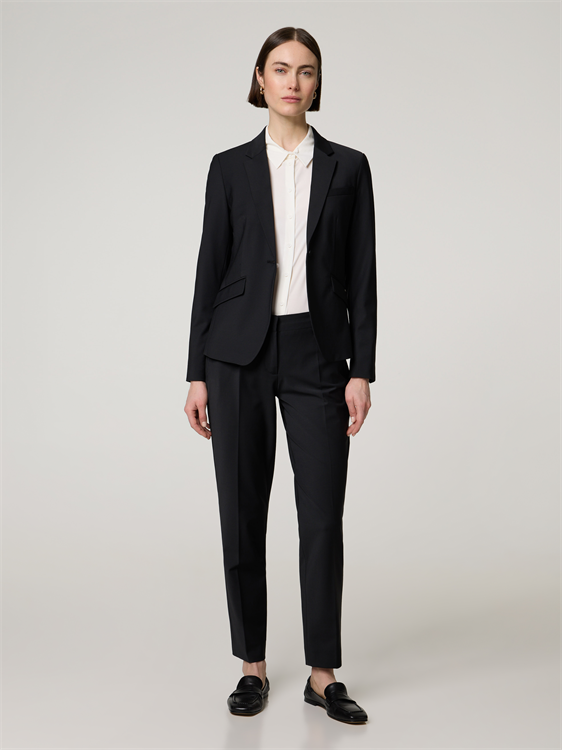 Bild von HOSE BASIC UNI