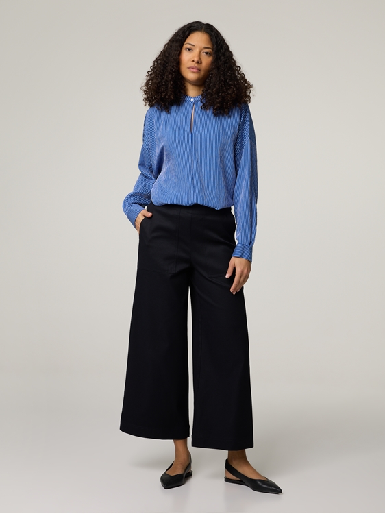 Bild von Hose mit weitem Bein