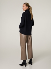 Bild von Hose aus Kunstleder