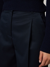 Bild von Bundfaltenhose mit Wolle