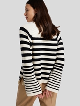 Bild von Pullover mit Streifen