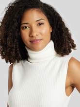 Bild von Pullunder mit Rollkragen