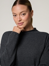 Image sur Pull en maille à col montant