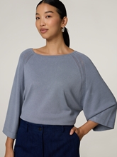 Bild von Strickpullover mit Lochmuster