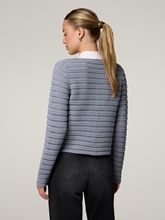 Bild von Strickjacke mit Lochstick