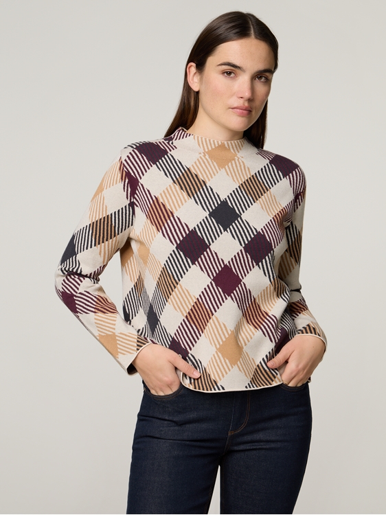 Image sur Pull en maille à col montant