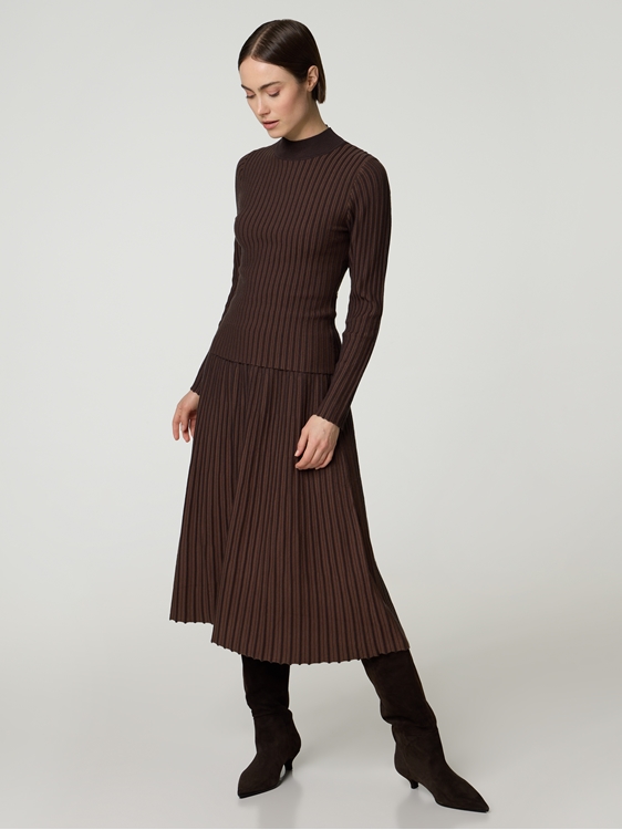 Bild von Midijupe aus Strick