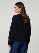 Bild von Strickjacke aus Grobstrick