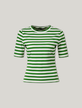 Image sur T-shirt à rayures