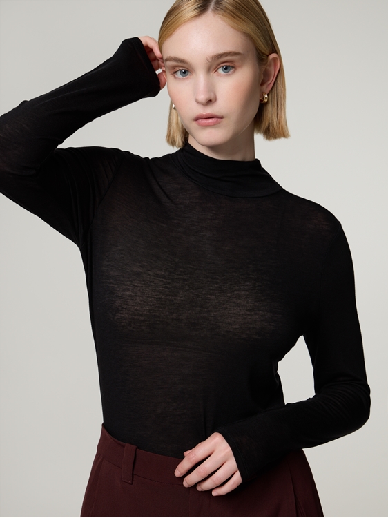 Bild von Langarmshirt mit Stehkragen