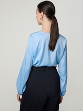 Bild von Bluse aus Satin