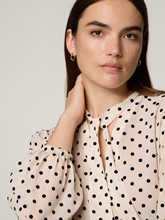 Image sur Chemisier à col lavallière à pois