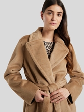 Bild von Mantel aus Fake Fur