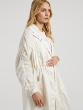 Image sur Manteau transparent