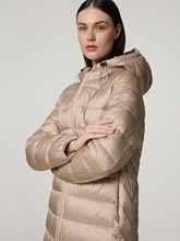 Bild von Steppmantel mit Kapuze