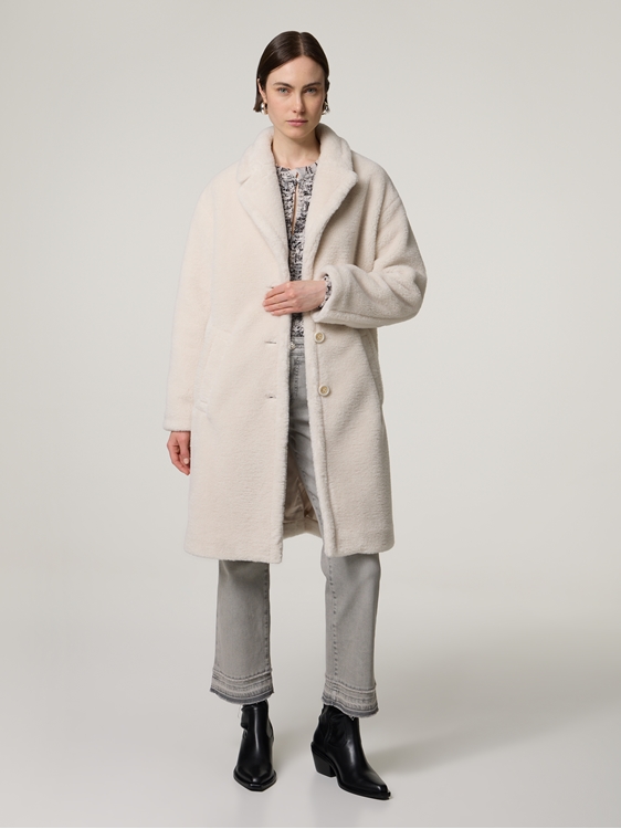 Bild von Mantel im Teddy-Look