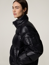 Bild von Daunenjacke im Cropped Fit