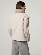 Bild von Weste aus Kunstfell