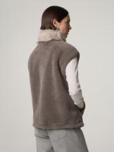 Bild von Weste aus Kunstfell