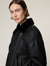 Bild von Lammfelljacke im Biker-Look