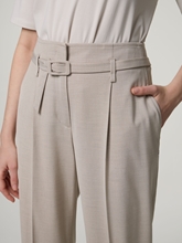 Bild von Hose mit weitem Bein