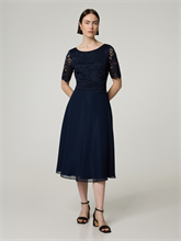 Image sur Robe avec dentelle