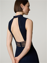 Bild von Abendkleid mit Spitzeneinsatz