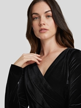 Bild von Samtshirt in Wickeloptik