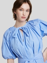 Bild von Kleid mit Puffärmel