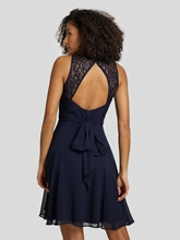 Image sur Robe de soirée à dentelle