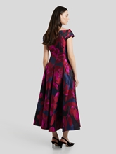 Bild von Cocktailkleid mit Allover-Print