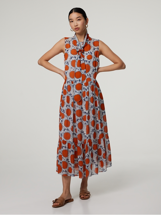 Bild von Kleid mit Schluppe