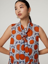 Bild von Kleid mit Schluppe