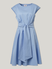 Bild von Kleid mit Baumwolle