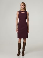 Bild von Etuikleid mit Cut-Out