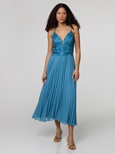 Image sur Robe de cocktail avec dentelle