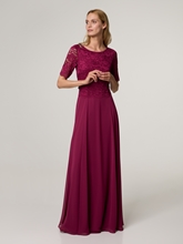 Bild von Abendkleid mit Spitze