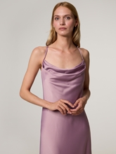 Image sur Robe de cocktail en satin