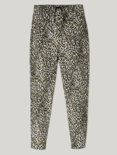 Bild von Hose mit Leo-Print