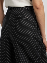 Image sur Pantalon à plis TAKUA