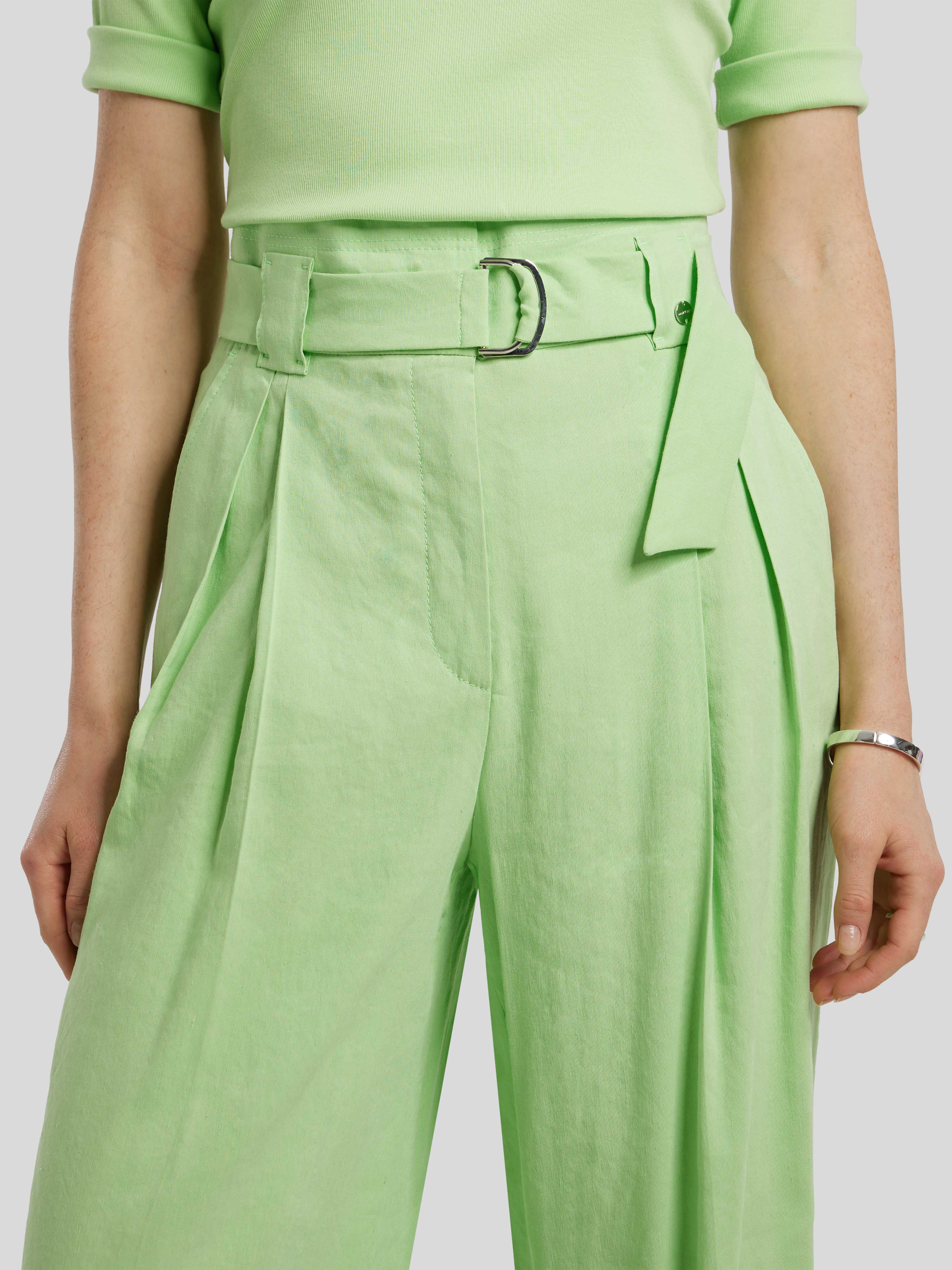 hose mit weitem bein elegant