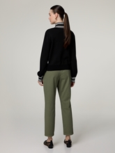 Bild von Hose im Feminine Fit