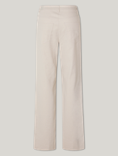 Bild von Jeans im Feminine Fit FAID