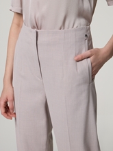Bild von Hose im Feminine Fit