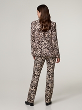 Bild von Hose mit Leo-Print